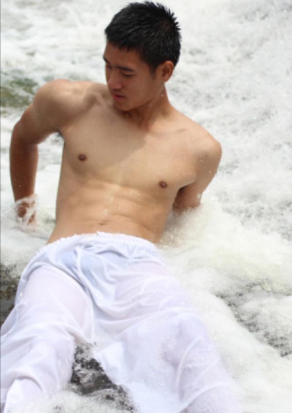 Alexis-Men-2